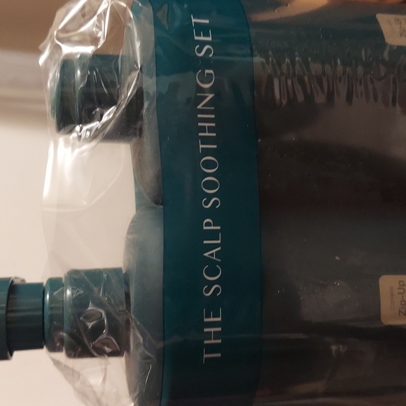 Kristin ess scalp soothing set. 28 fl oz each conditioner is missing the pump - Picture 2 of 3